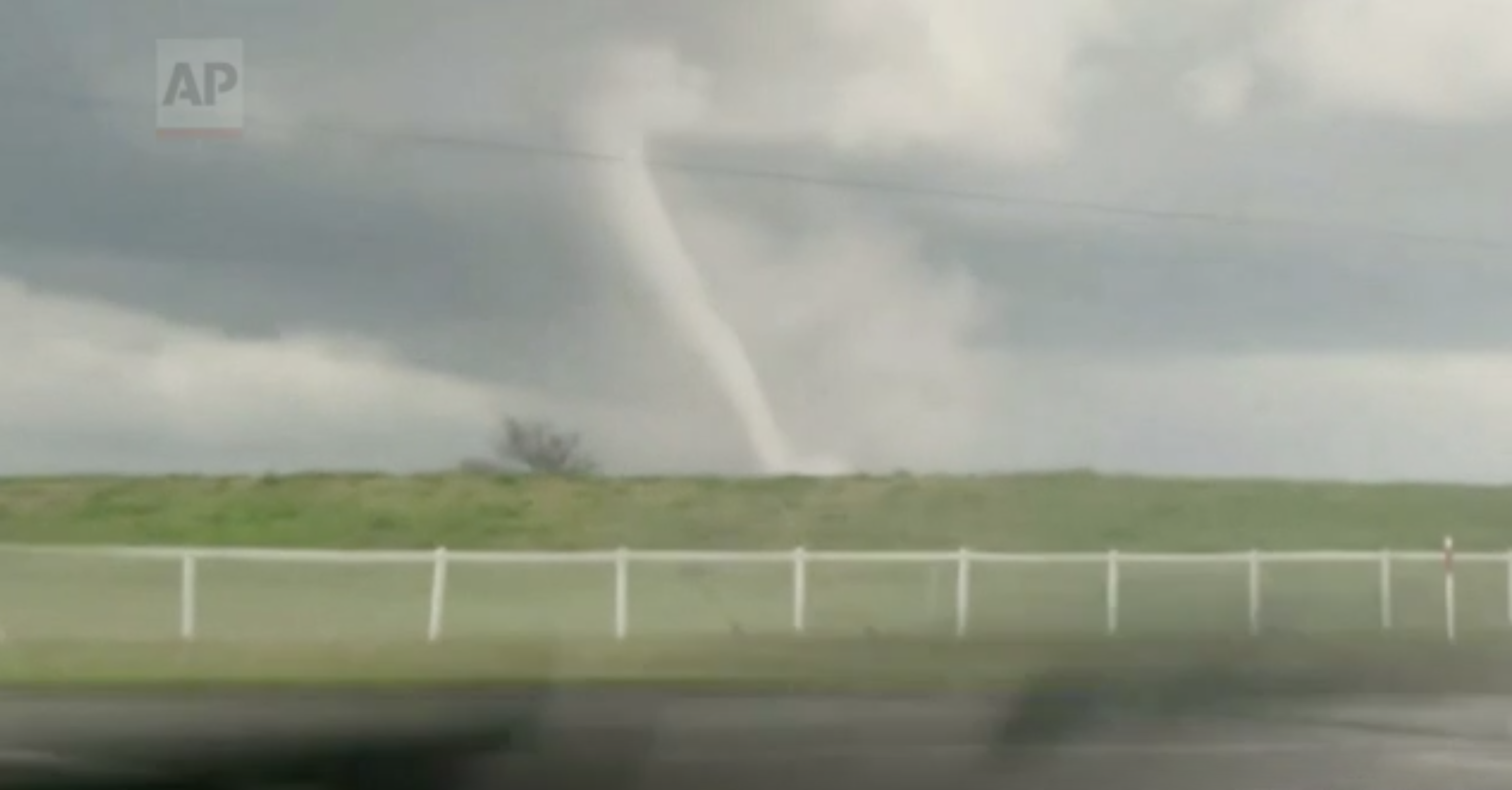Tornado rips through Kansas, causes severe damage - Vimarsana News